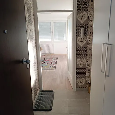 Zara Apartmán