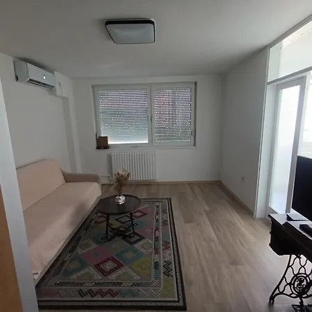 Zara Apartman *